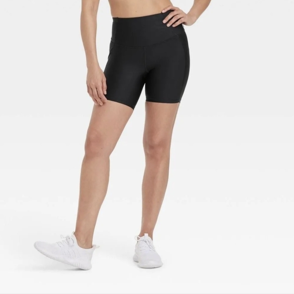 Women's Effortless Support Bike Shorts 6" - All in Motion™ Black M: Moisture Wic